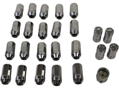 GM Wheel Lock and Lug Nut Package in Chrome 17801711