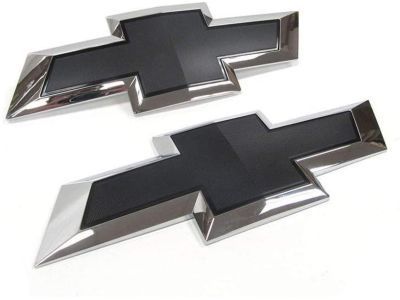 2017 Chevrolet Silverado Emblem - 84346558