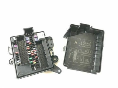 2018 Chevrolet Camaro Fuse Box - 84127106