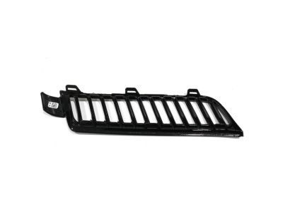 GM 23254477 Grille, Rear Bumper Fascia Center *Carbon Flasht