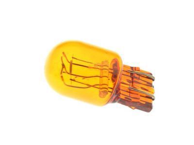 2016 GMC Sierra Headlight Bulb - 13579188
