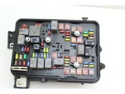 2017 Chevrolet Equinox Fuse Box - 84080469