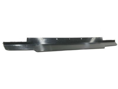 GM 10229657 Deflector, Radiator Air Lower