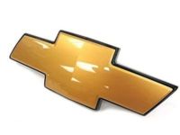 GM 22744069 Radiator Grille Emblem Assembly